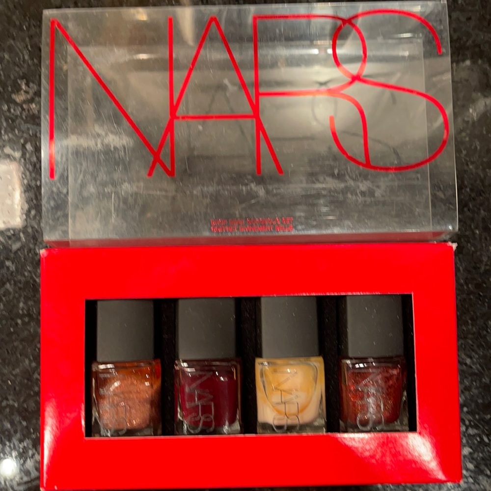 NARS Drop Dead Gorgeous Nail Polish Set